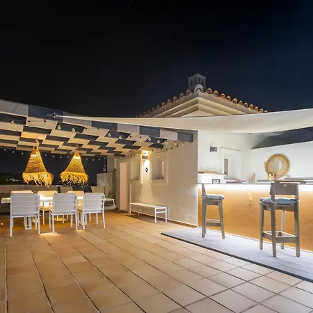 Penthouse Jacuzzi Huge Terrace 360view Bbq Apartment *