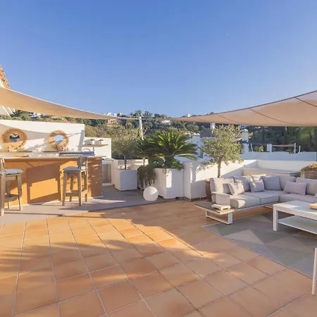 Apartment Penthouse Jacuzzi Huge Terrace 360view Bbq La Mairena